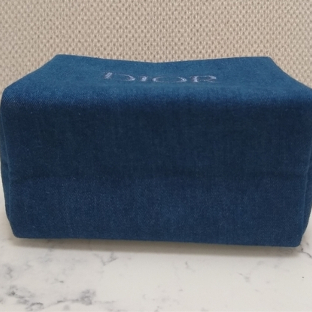 New Dior Blue Denim Cosmetic Bag with Soft Pink Lip Gloss & Black Mascara - Picture 10 of 15